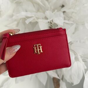 Tommy Hilfiger New Red Wallet Cardholder